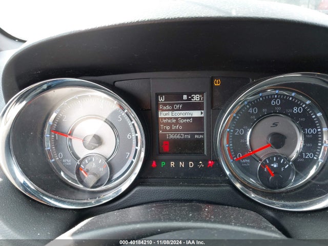2C4RC1HG8GR113958 Chrysler Town & Country S
