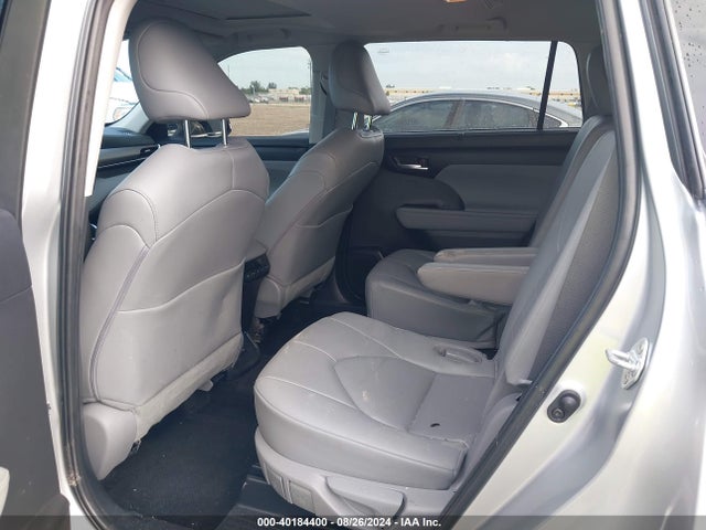 Toyota Highlander Xle 2023 5TDKDRAH4PS519453 Image 8