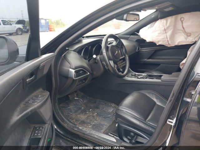 SAJAF4BV3HA954705 Jaguar Xe 35t R-sport