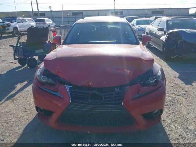 JTHBA1D2XG5003944 Lexus IS 200T