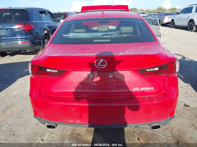 Lexus IS 200T 2016 JTHBA1D2XG5003944 Image 16