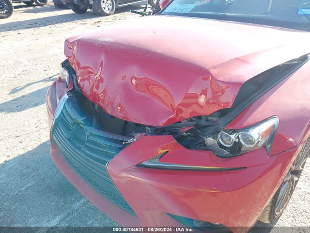 JTHBA1D2XG5003944 Lexus IS 200T