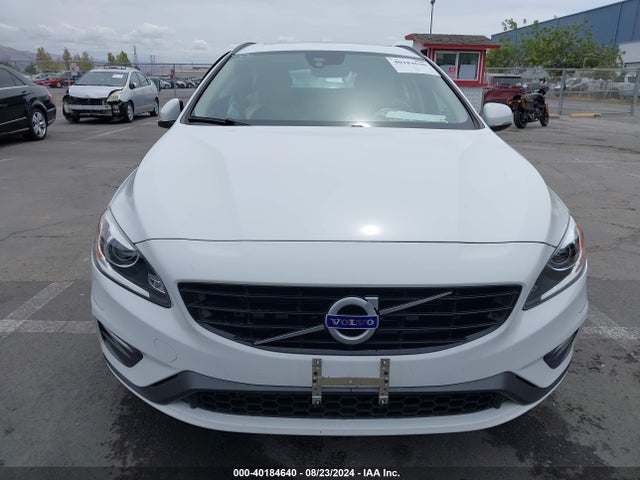 Volvo V60 T5 Dynamic 2018 YV140MEL7J2385522 Image 12