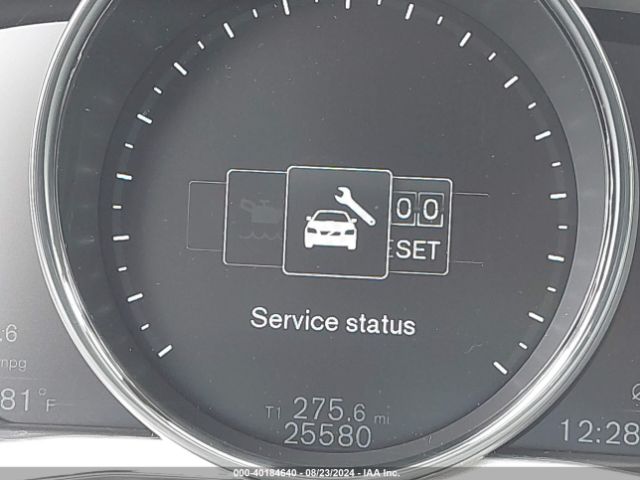 2018 VOLVO V60 YV140MEL7J2385522 Photo 6
