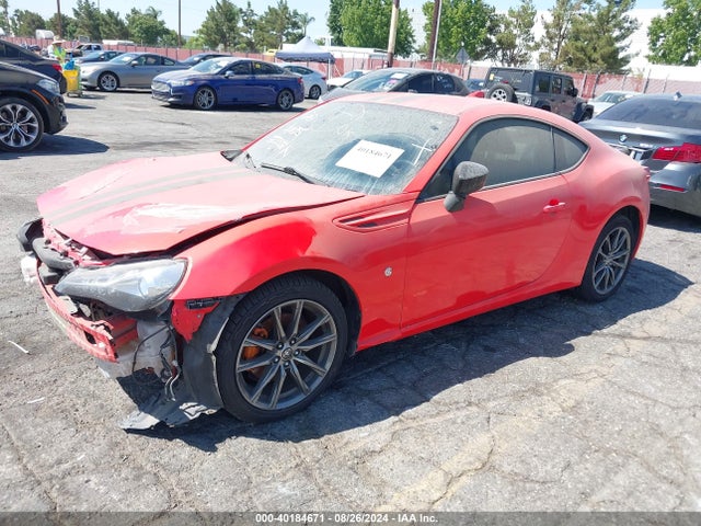 Toyota na 2017 JF1ZNAA19H9707097 Image 2