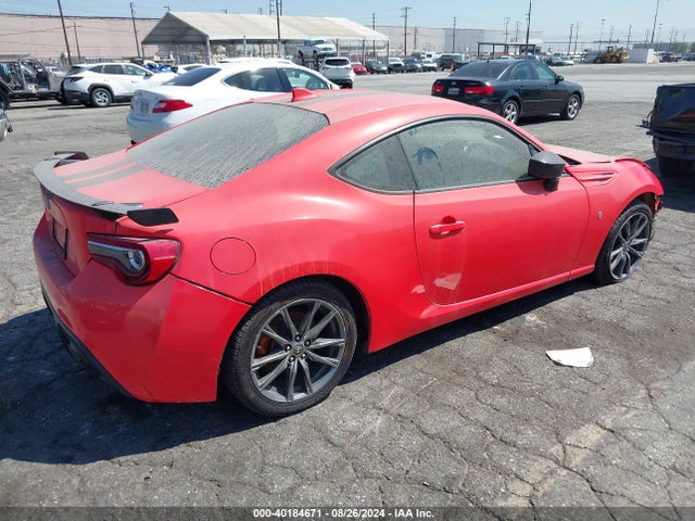 Toyota na 2017 JF1ZNAA19H9707097 Image 4