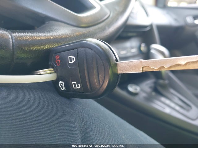 Ford FOCUS SE 2015 1FADP3F20FL273587 Image 11