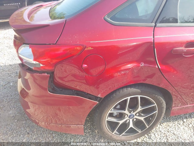 Ford FOCUS SE 2015 1FADP3F20FL273587 Image 17