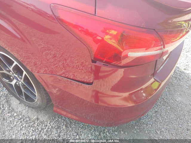 Ford FOCUS SE 2015 1FADP3F20FL273587 Image 18