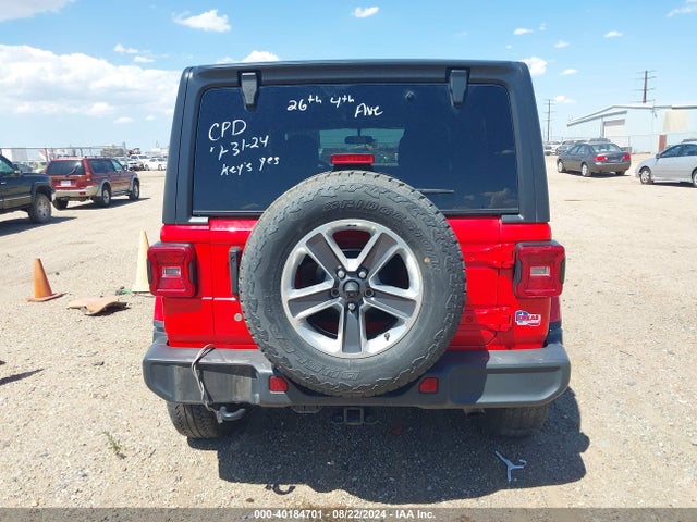 1C4HJXEN5JW243685 Jeep Wrangler Unlimited Sahara 4x4