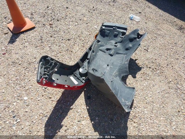1C4HJXEN5JW243685 Jeep Wrangler Unlimited Sahara 4x4