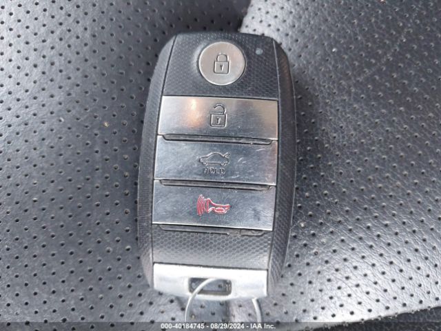 5XXGW4L24HG158966 KIA Optima Sx Turbo