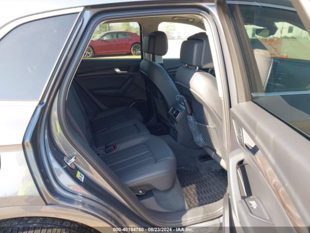 WA1BNAFY5J2139215 Audi Q5 2.0t Premium/2.0t Tech Premium