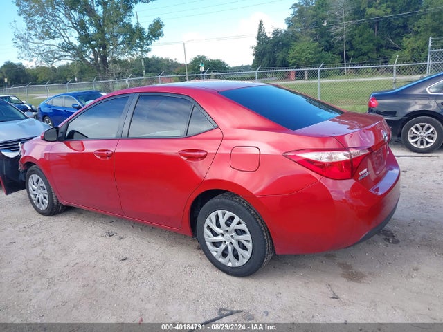 Toyota COROLLA LE 2018 5YFBURHE9JP804001 Image 14
