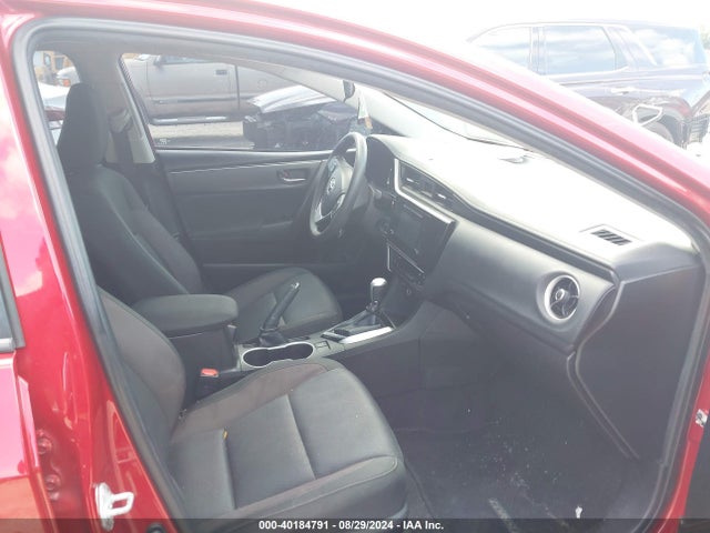 Toyota COROLLA LE 2018 5YFBURHE9JP804001 Image 5