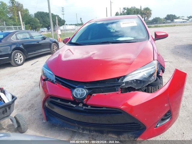 Toyota COROLLA LE 2018 5YFBURHE9JP804001 Image 6