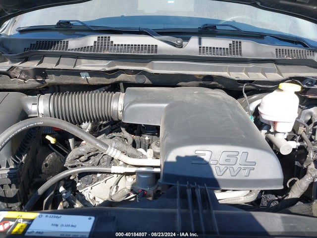 1C6RR6LG5NS198361 RAM 1500 Classic Slt  4x2 5'7 Box