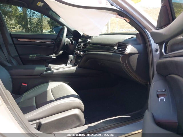 Honda Accord 2022 1HGCV1F30NA100558 Image 19