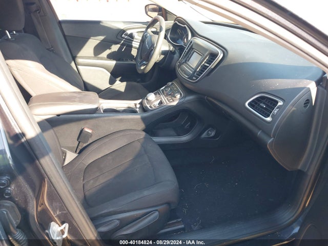 Chrysler 200 Limited 2016 1C3CCCAB9GN173006 Image 5