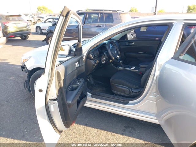 5XXGT4L36JG235649 KIA Optima Lx