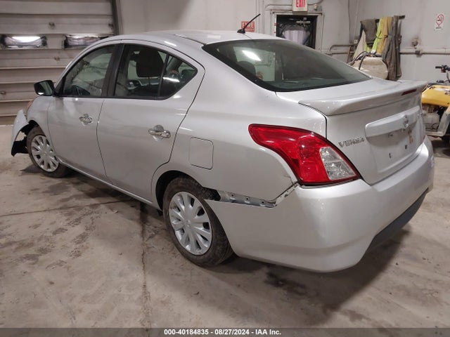 Nissan Versa 1.6 Sv 2018 3N1CN7AP8JL870332 Image 3