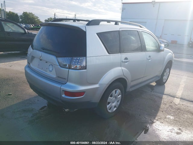 2011 MITSUBISHI OUTLANDER JA4AS2AWXBU011185 Photo 3