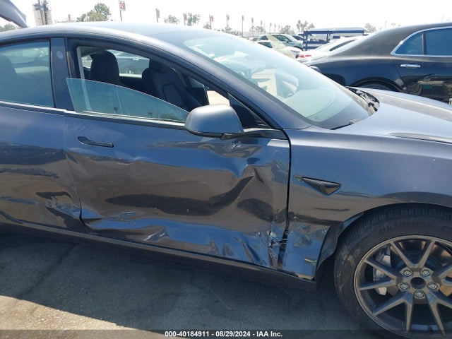 2023 TESLA MODEL 3 5YJ3E1EA7PF708702 Photo 5