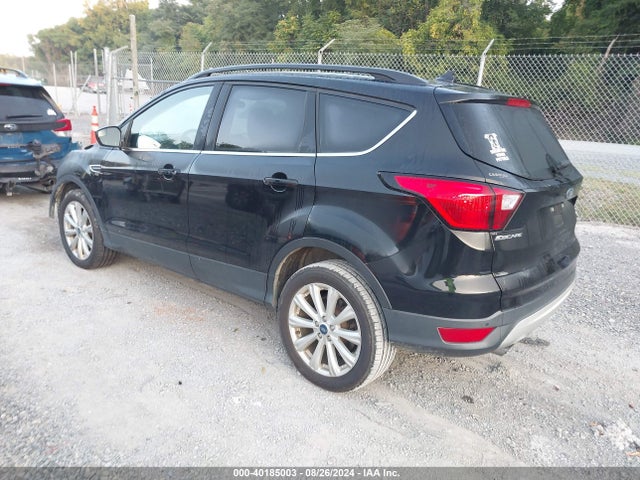 Ford ESCAPE SEL 2019 1FMCU9HD8KUB41435 Image 3