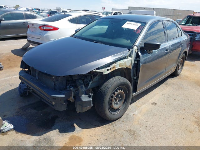 3VW2K7AJXFM322358 Volkswagen Jetta 2.0l S