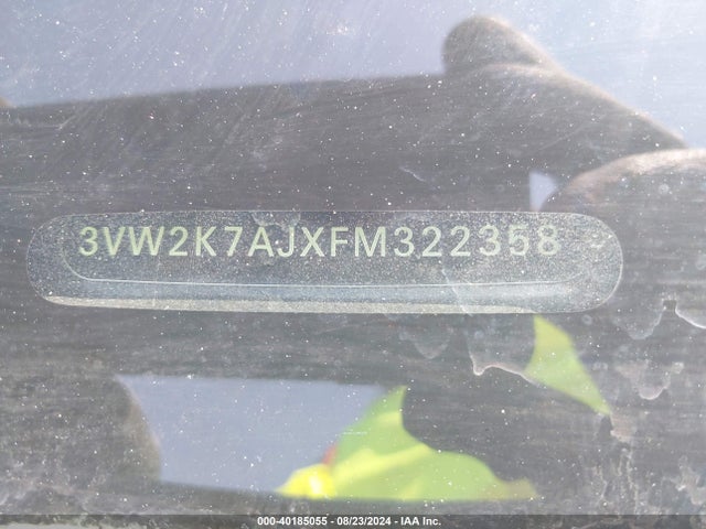 3VW2K7AJXFM322358 Volkswagen Jetta 2.0l S