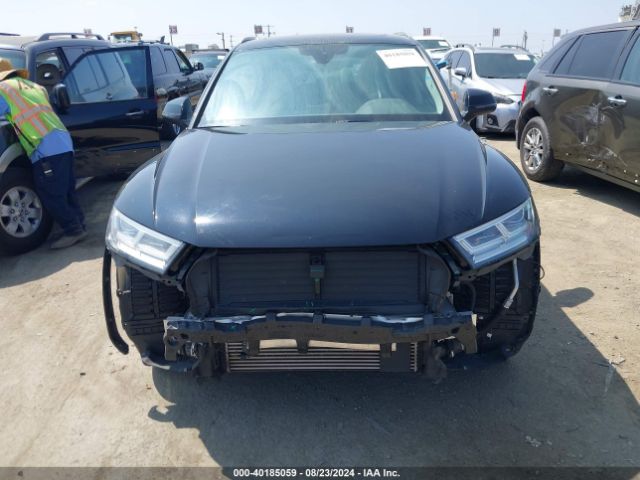 WA1BNAFY9J2204731 Audi Q5 2.0t Premium/2.0t Tech Premium