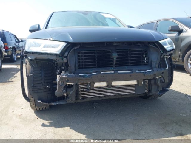 WA1BNAFY9J2204731 Audi Q5 2.0t Premium/2.0t Tech Premium