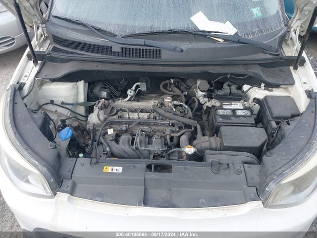 KIA Soul 2014 KNDJN2A28E7031058 Image 10