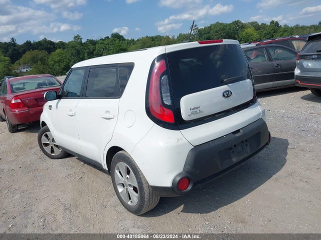 KIA Soul 2014 KNDJN2A28E7031058 Image 3