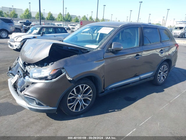 JA4AD3A37JZ031837 Mitsubishi Outlander Se