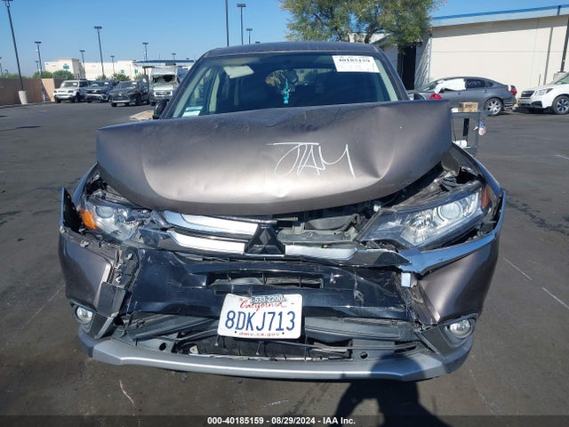 JA4AD3A37JZ031837 Mitsubishi Outlander Se