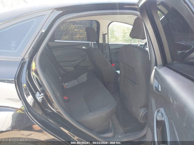 Ford FOCUS SE 2018 1FADP3F22JL320160 Image 8