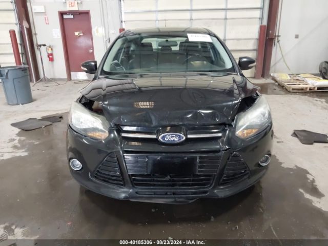 1FADP3N28EL270971 Ford Focus Titanium
