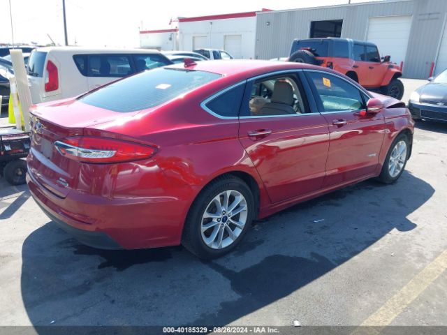 3FA6P0MU9KR262370 Ford Fusion Hybrid Sel