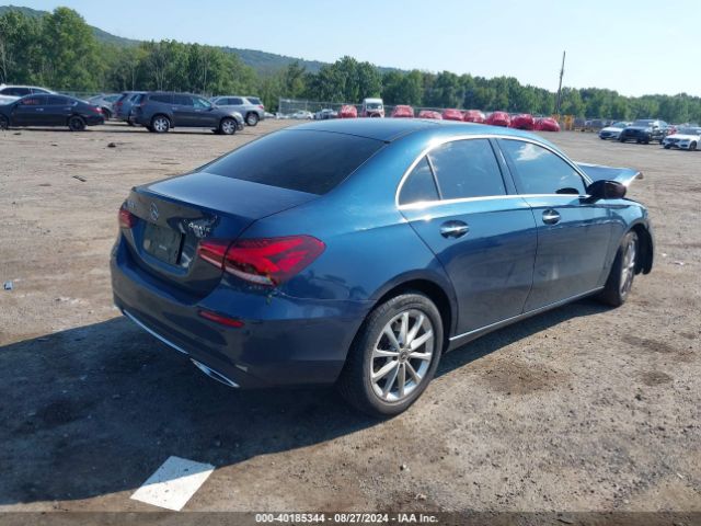 W1K3G4FB4MJ285428 Mercedes-Benz A 220 4matic