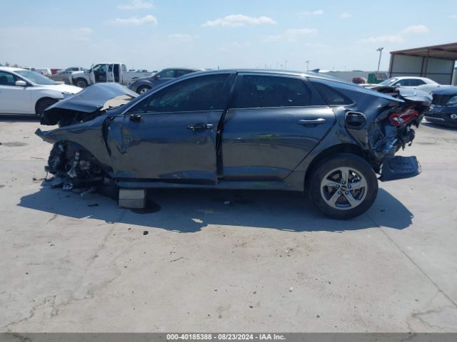 5XXG14J2XNG106674 KIA K5 LXS