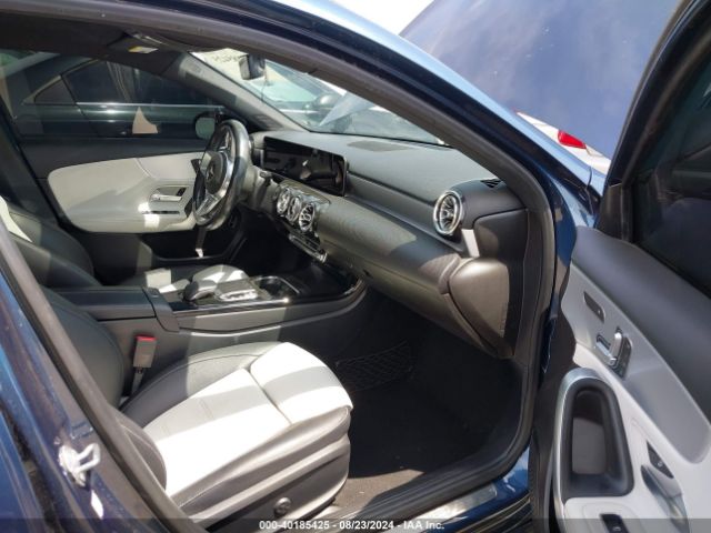 WDD3G4EB5KW021538 Mercedes-Benz A 220
