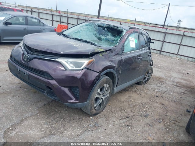 Toyota RAV4 LE 2018 2T3ZFREV7JW459229 Image 2