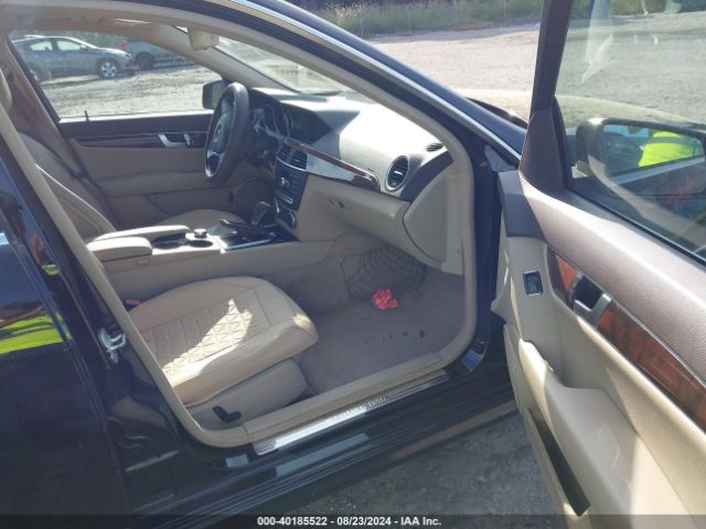 WDDGF4HB7EA933752 Mercedes-Benz C 250 Luxury/sport