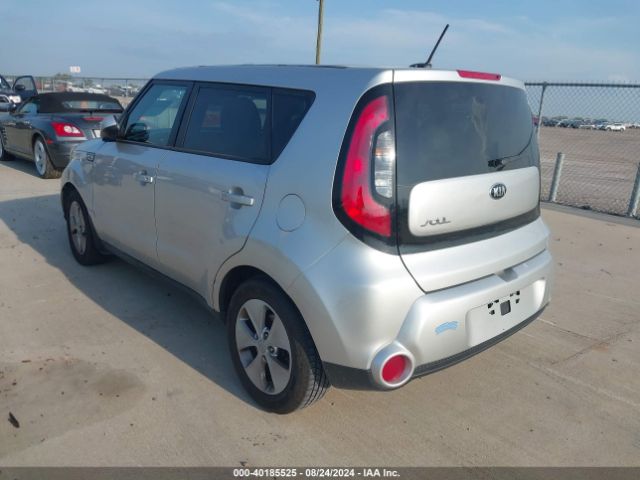 KNDJN2A2XF7800631 KIA Soul