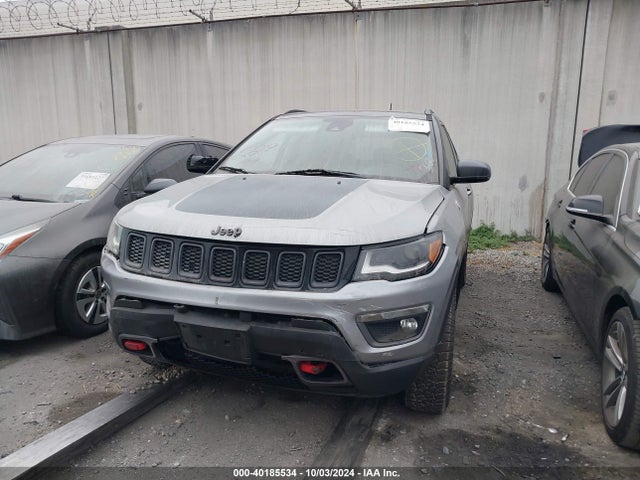 3C4NJDDB8HT631888 Jeep New Compass Trailhawk 4x4