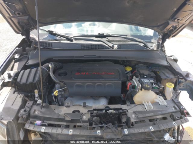 3C4NJDBB4HT692738 Jeep New Compass Latitude 4x4