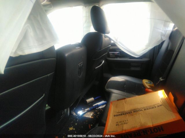 1C6RR7HT6JS144539 RAM 1500 Sport