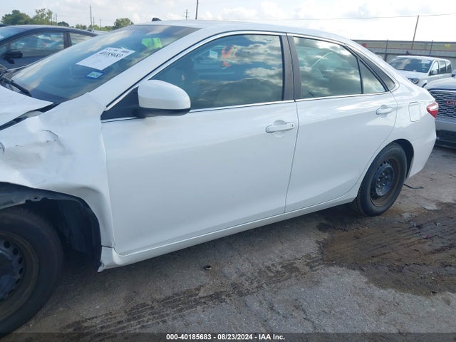Toyota CAMRY LE 2015 4T1BF1FK3FU491523 Image 14