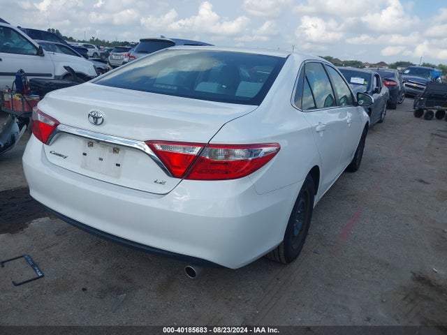 Toyota CAMRY LE 2015 4T1BF1FK3FU491523 Image 4